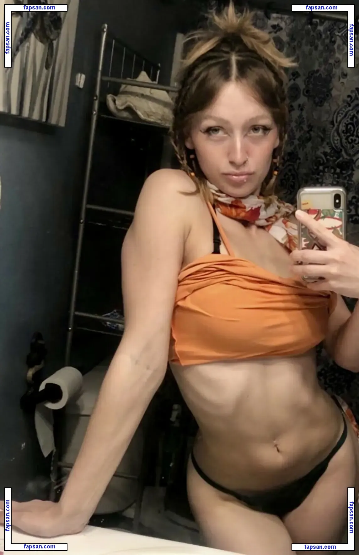 Yooannah__ nude photo #0003 from OnlyFans