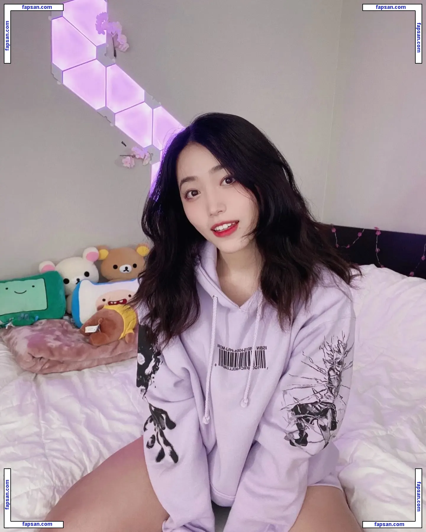 Yoojin nude photo #0006 from OnlyFans