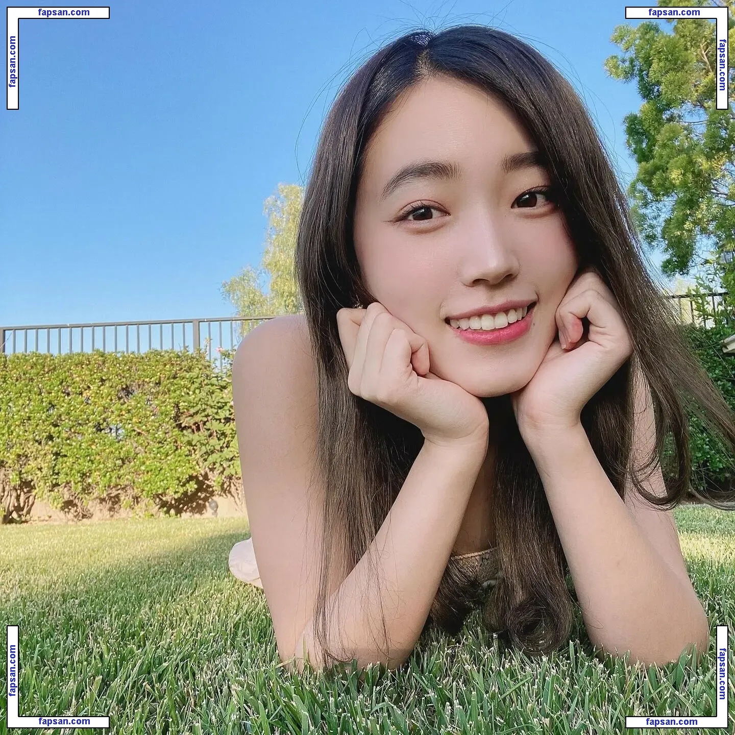Yoojin nude photo #0021 from OnlyFans