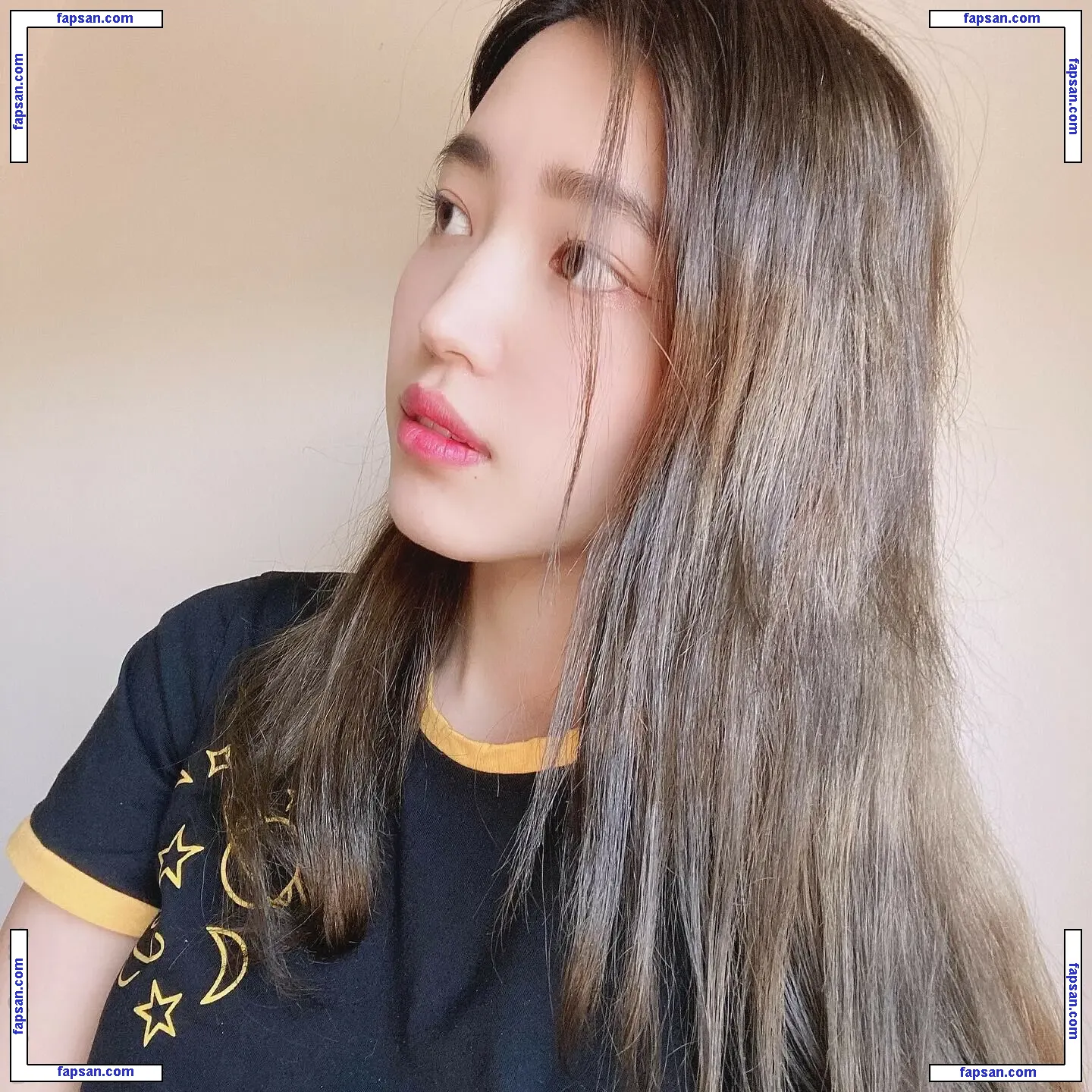Yoojin nude photo #0027 from OnlyFans