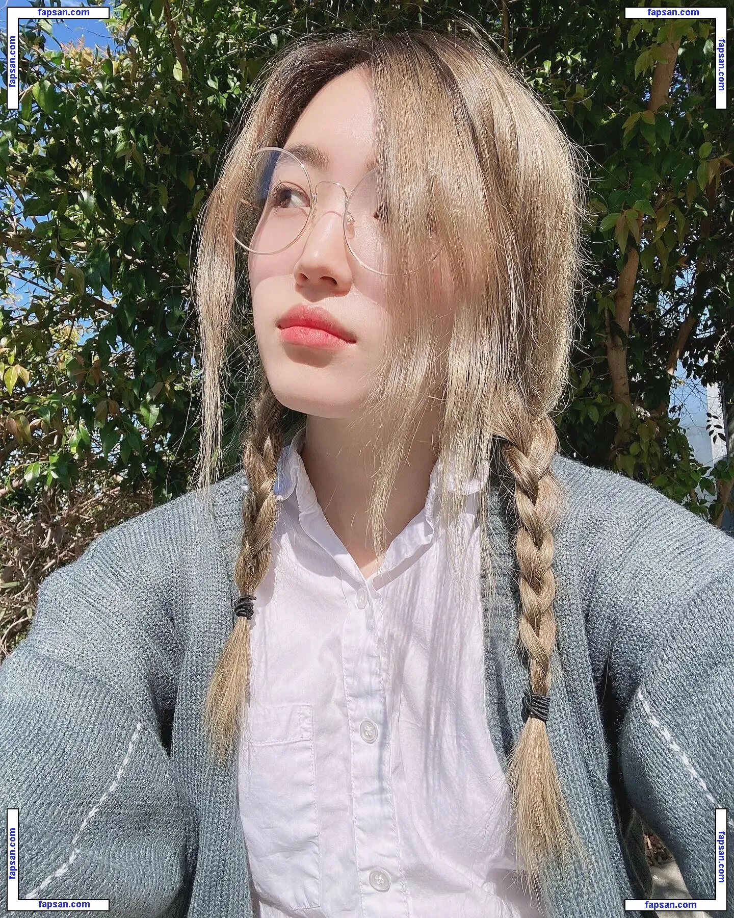 Yoojin nude photo #0029 from OnlyFans
