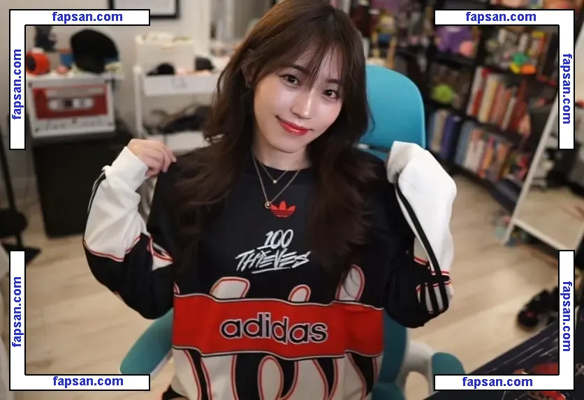Yoojin nude photo #0039 from OnlyFans