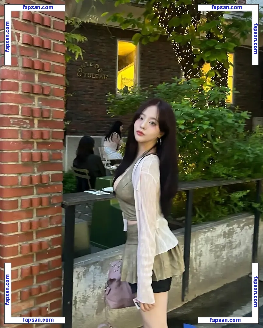 Youcantbejennifer nude photo #0003 from OnlyFans