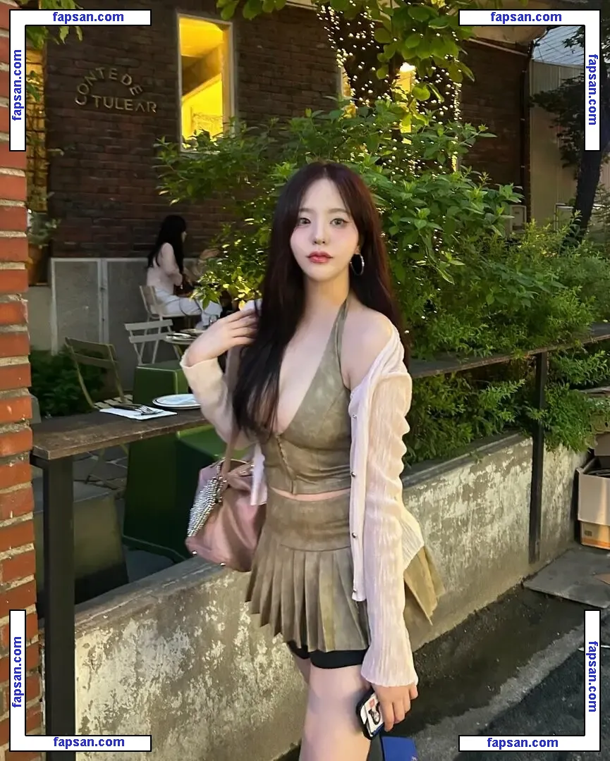 Youcantbejennifer nude photo #0008 from OnlyFans