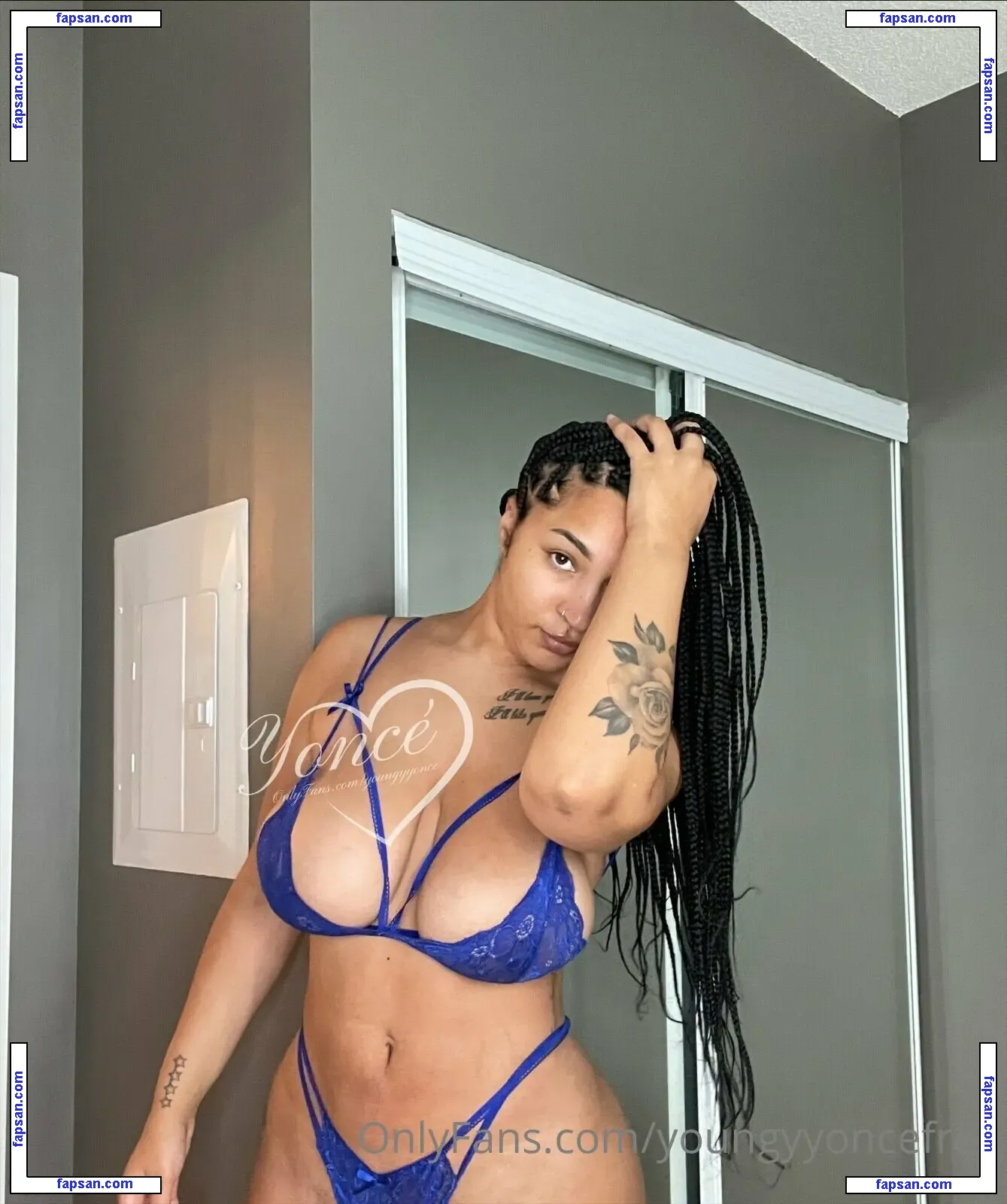 youngyyoncefree nude photo #0002 from OnlyFans