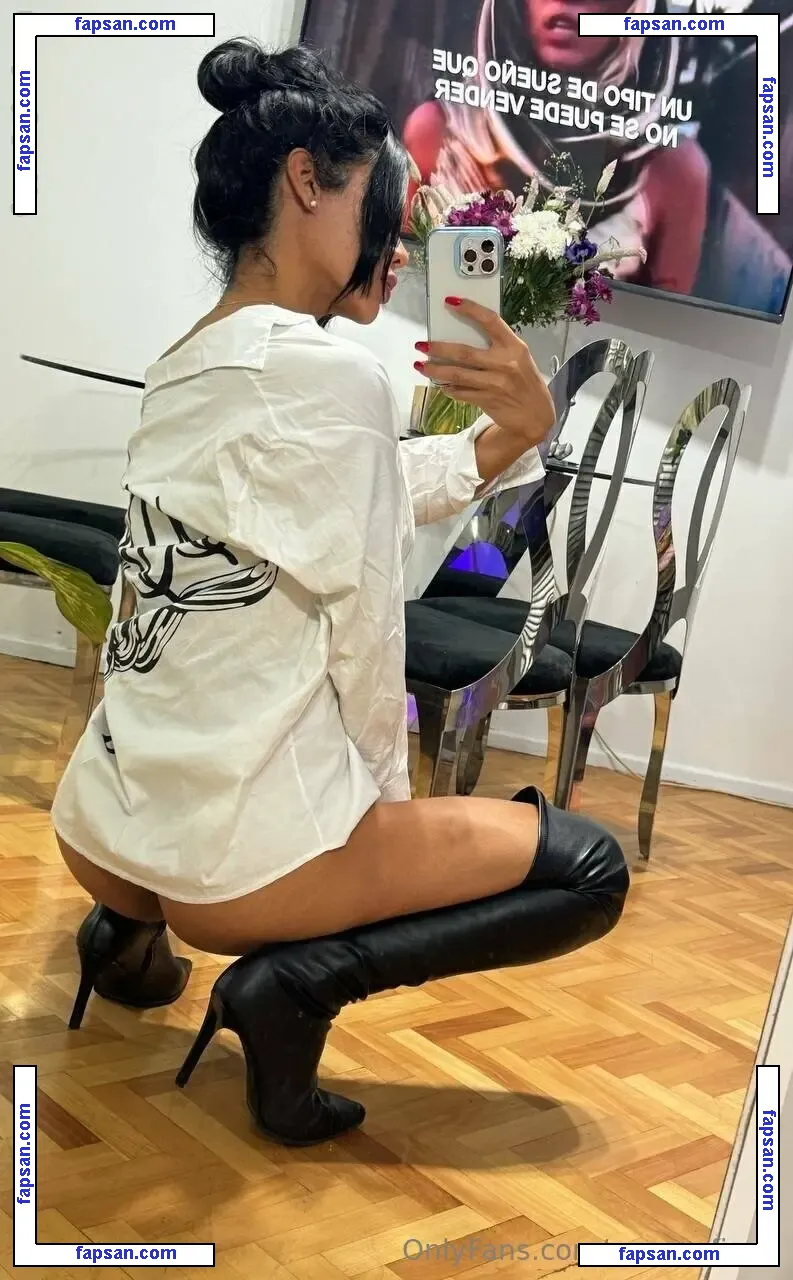your.sofia.ts nude photo #0012 from OnlyFans