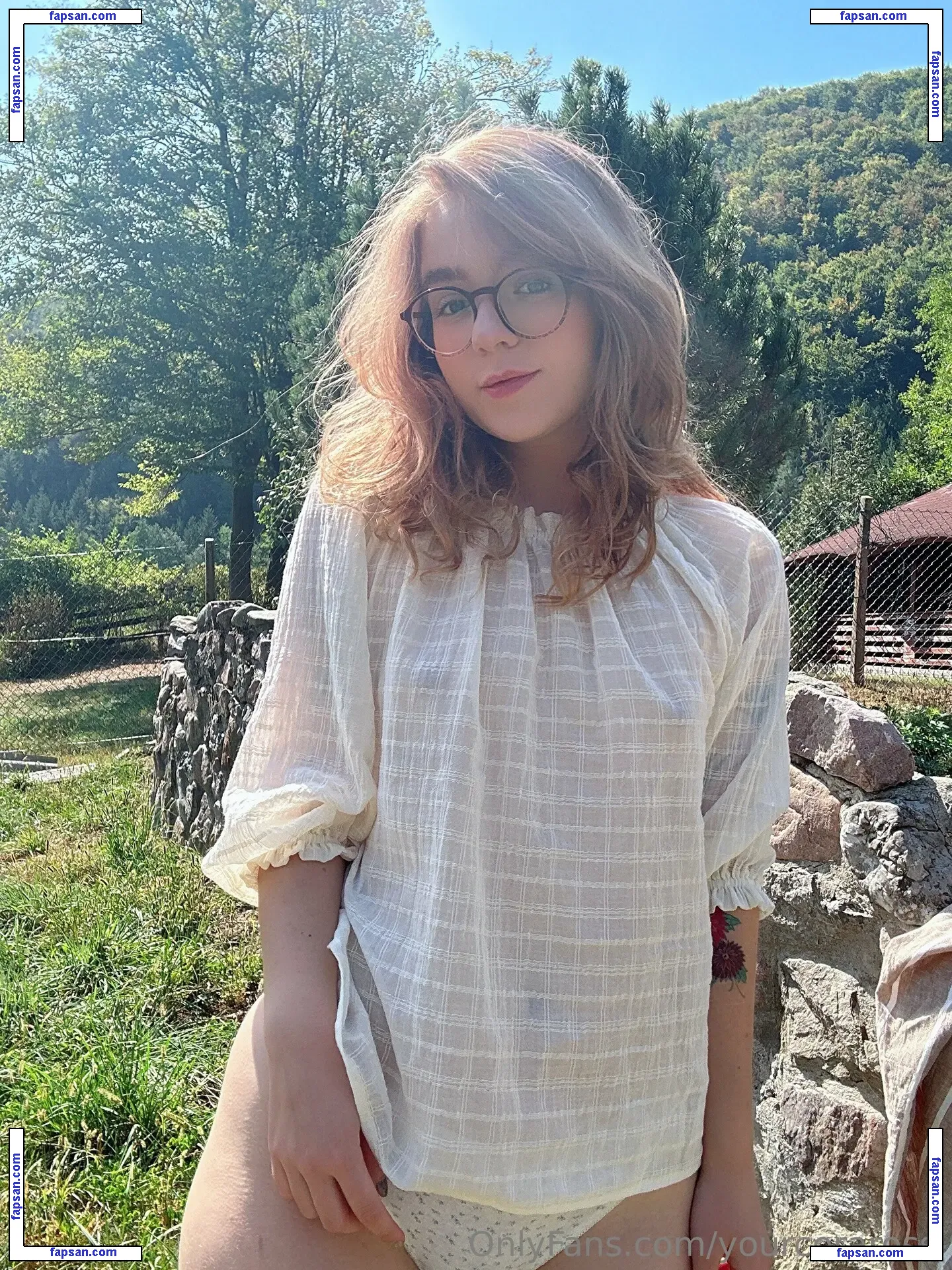 YourCoraRossi nude photo #0331 from OnlyFans