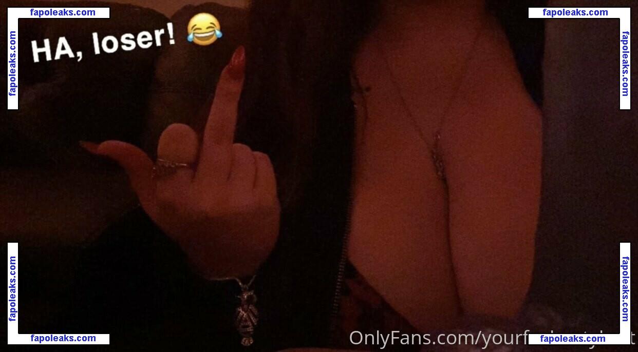 yourfavbustybrat / yourfavbratt nude photo #0004 from OnlyFans