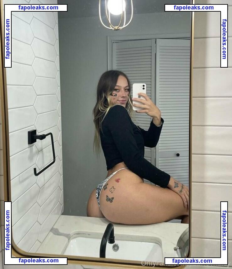 yourfavhaley / Haley / yourfavvvofc_ nude photo #0020 from OnlyFans