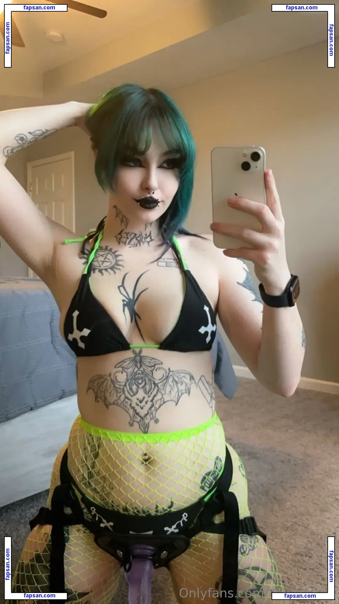 yourhotm.f nude photo #0035 from OnlyFans