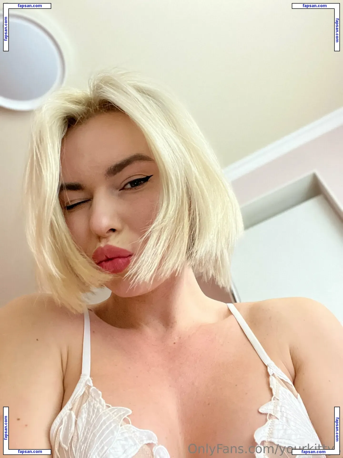yourkittys nude photo #0026 from OnlyFans