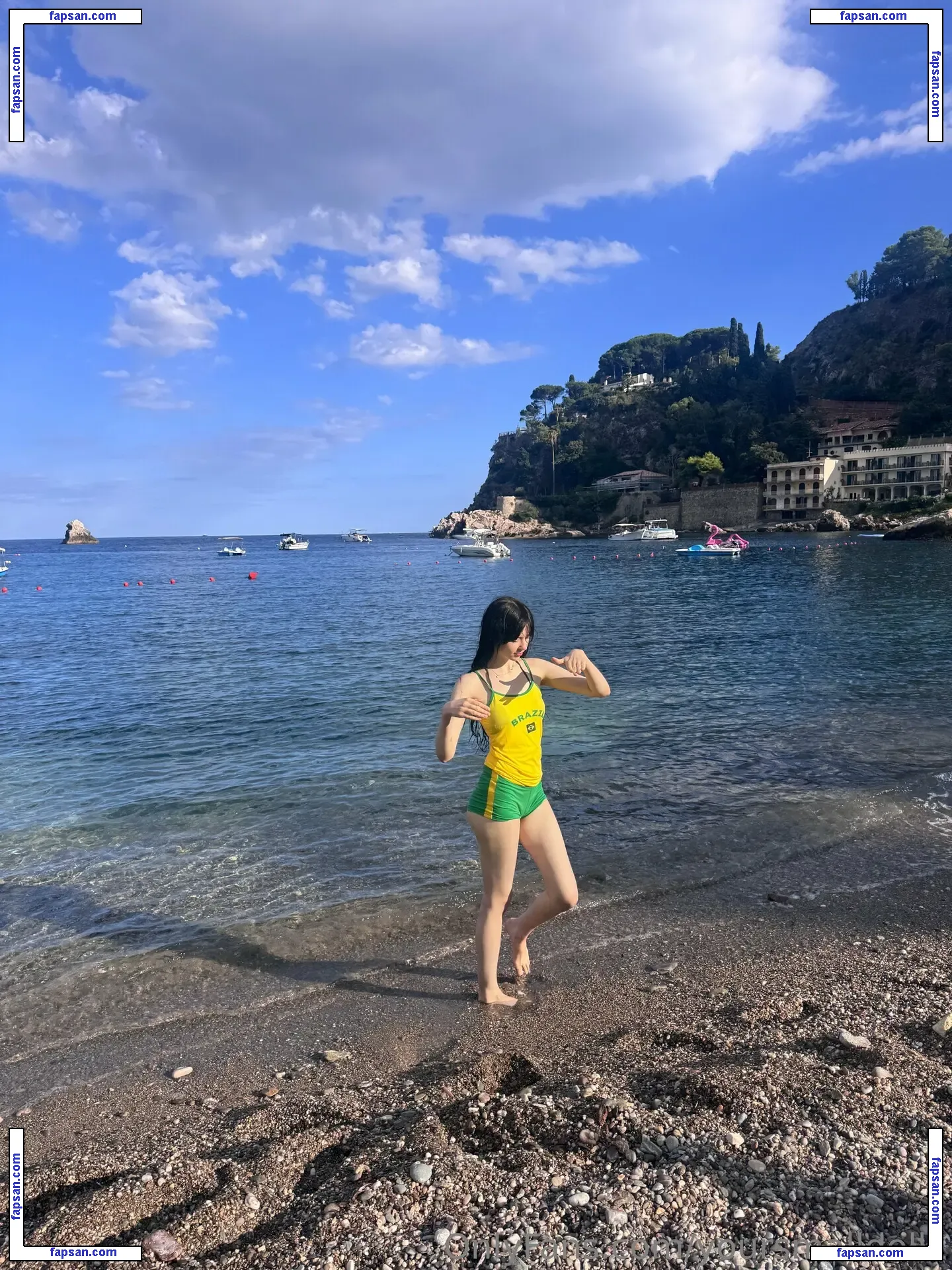 yoursmalldoll1 nude photo #0009 from OnlyFans