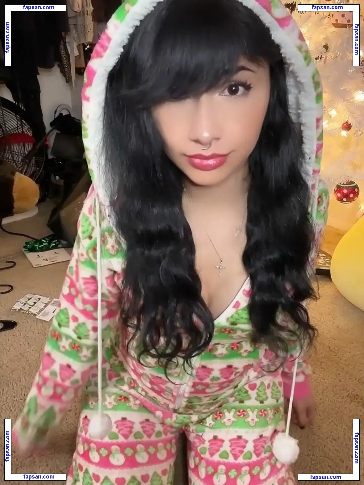 Yourtokengirl голая фото #0017 с Онлифанс