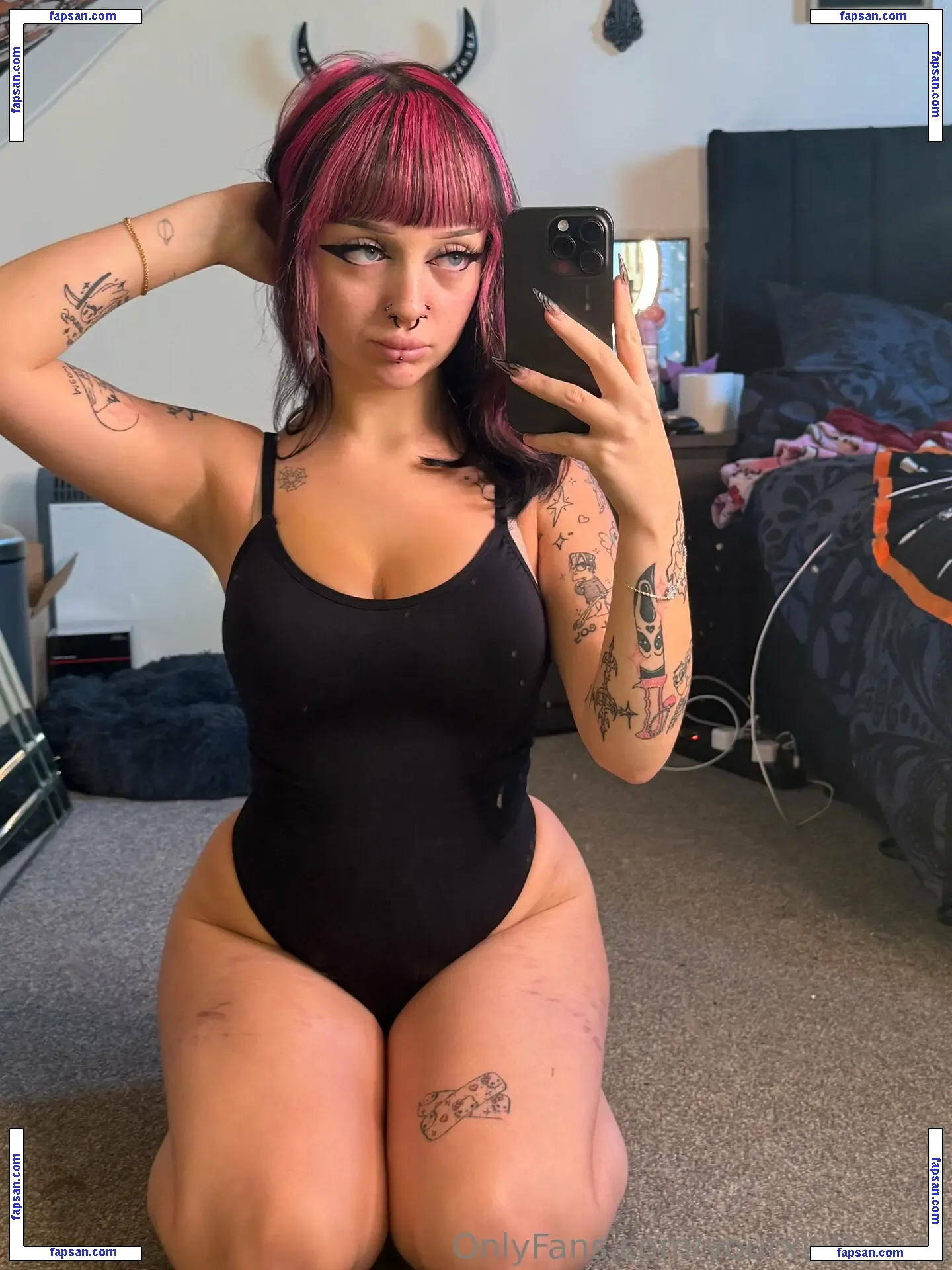 yourxkittyuwu nude photo #0006 from OnlyFans
