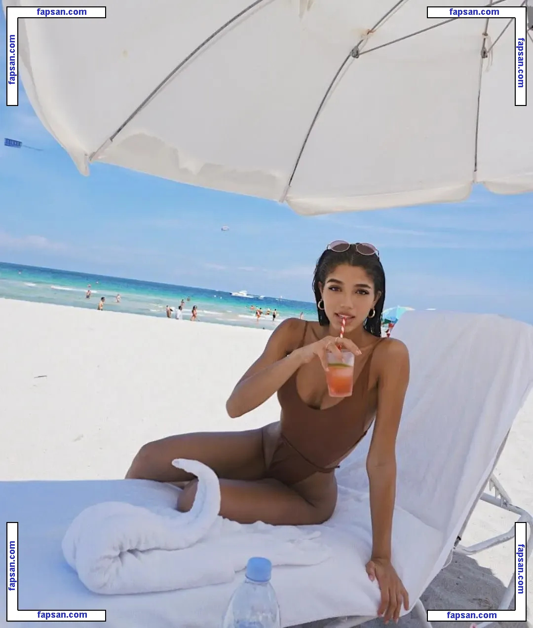 Yovanna Ventura голая фото #0118 с Онлифанс