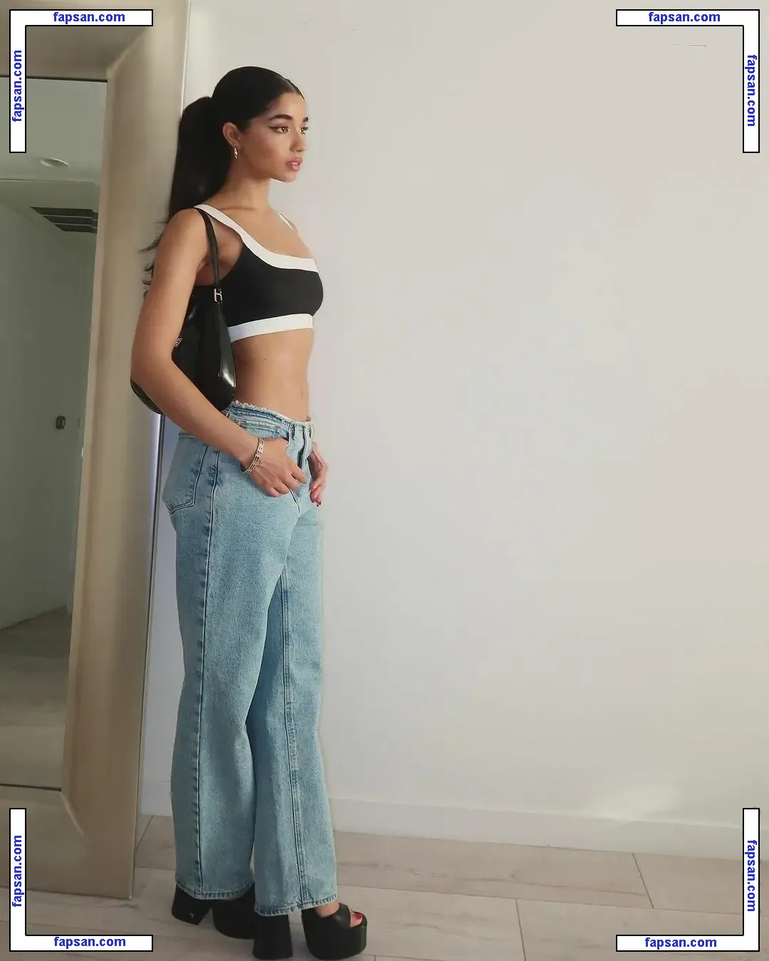 Yovanna Ventura nude photo #0734 from OnlyFans