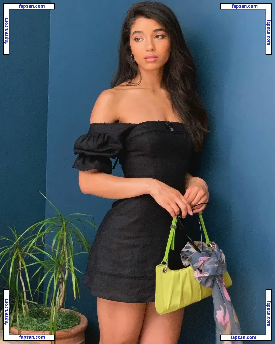 Yovanna Ventura nude photo #0756 from OnlyFans