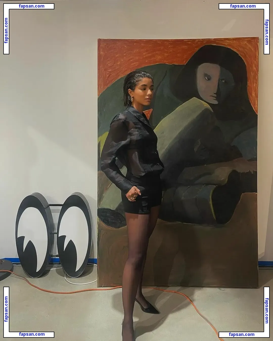 Yovanna Ventura nude photo #0866 from OnlyFans