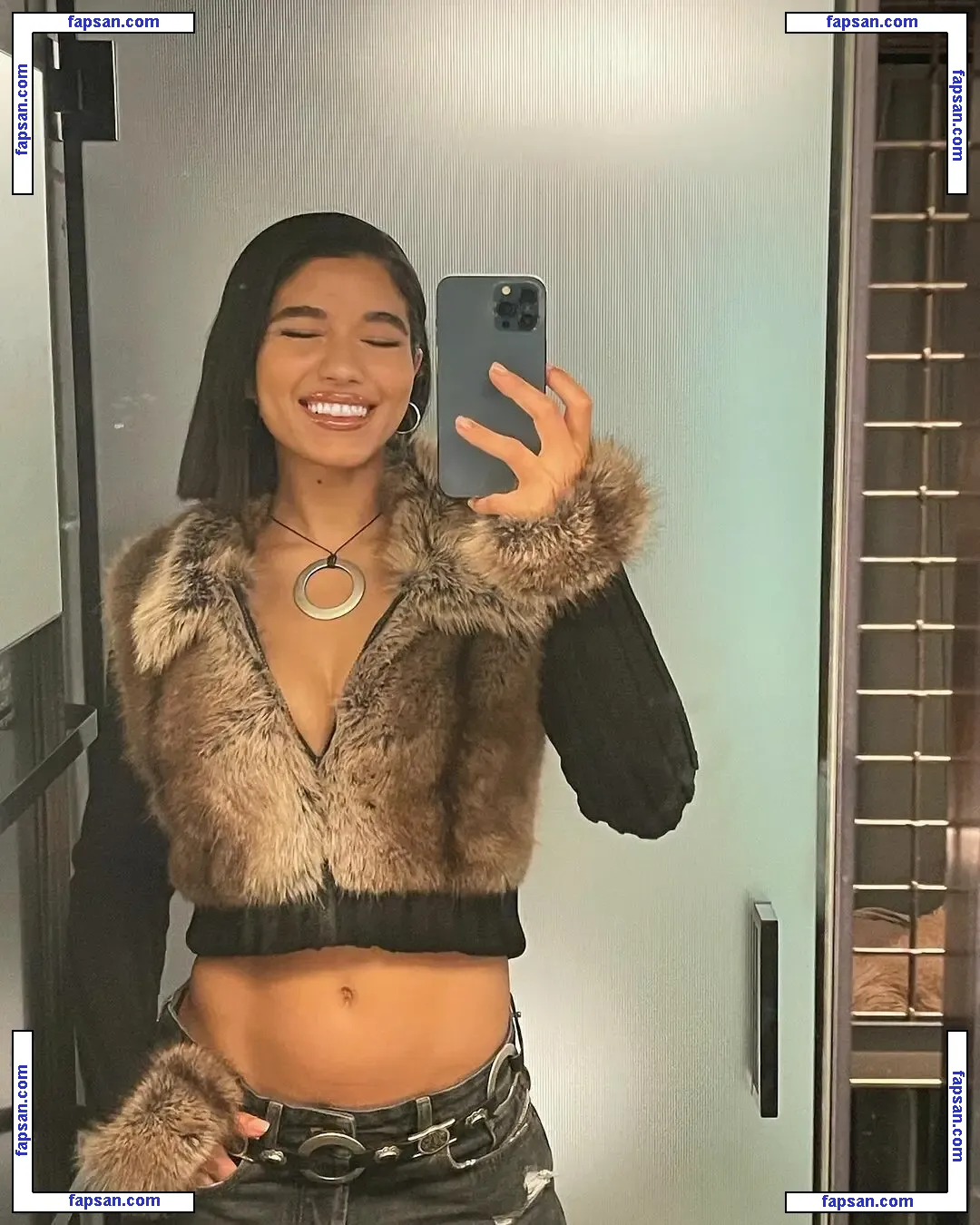 Yovanna Ventura nude photo #0886 from OnlyFans