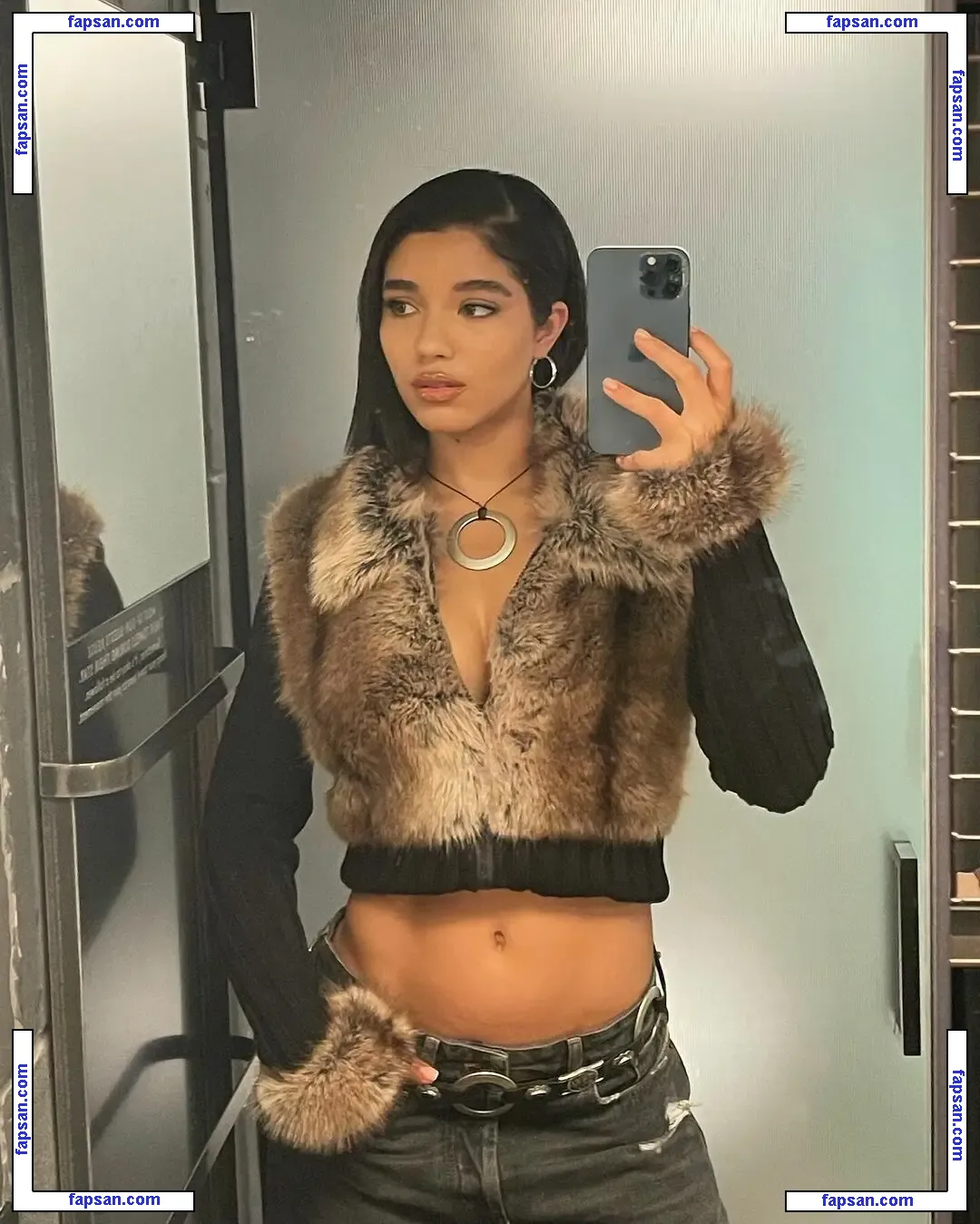 Yovanna Ventura nude photo #0887 from OnlyFans