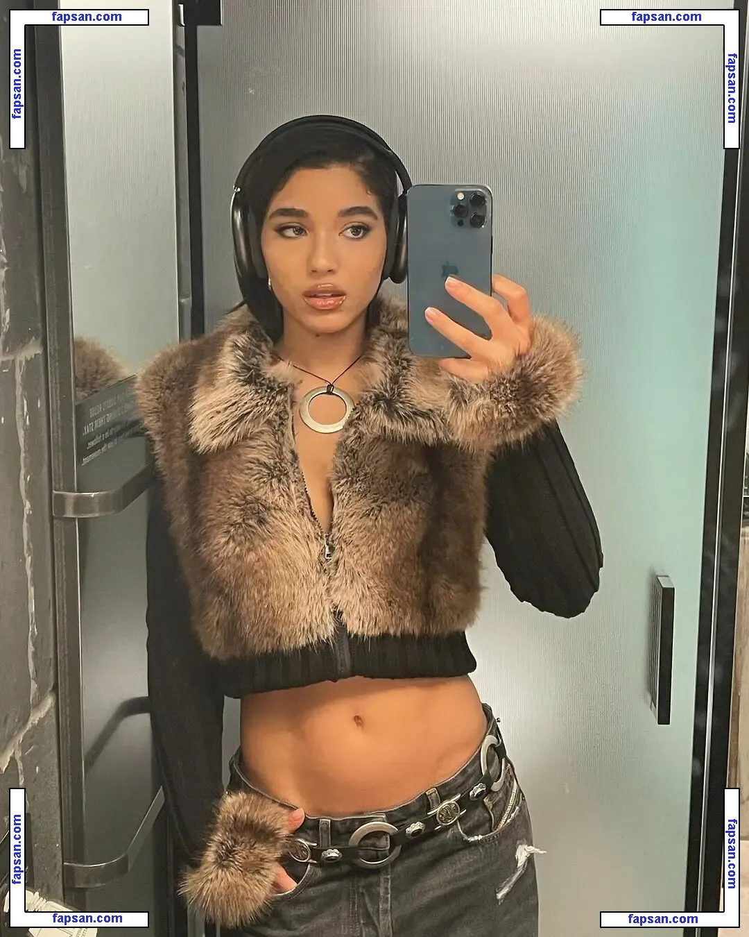 Yovanna Ventura nude photo #0898 from OnlyFans