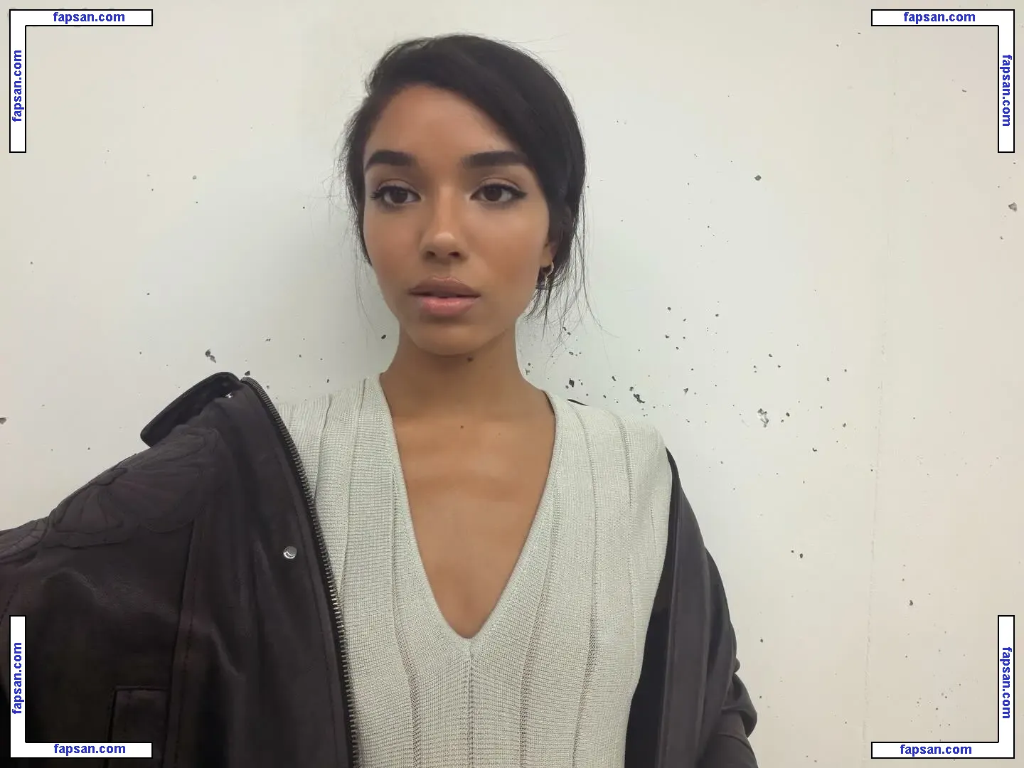 Yovanna Ventura nude photo #1031 from OnlyFans