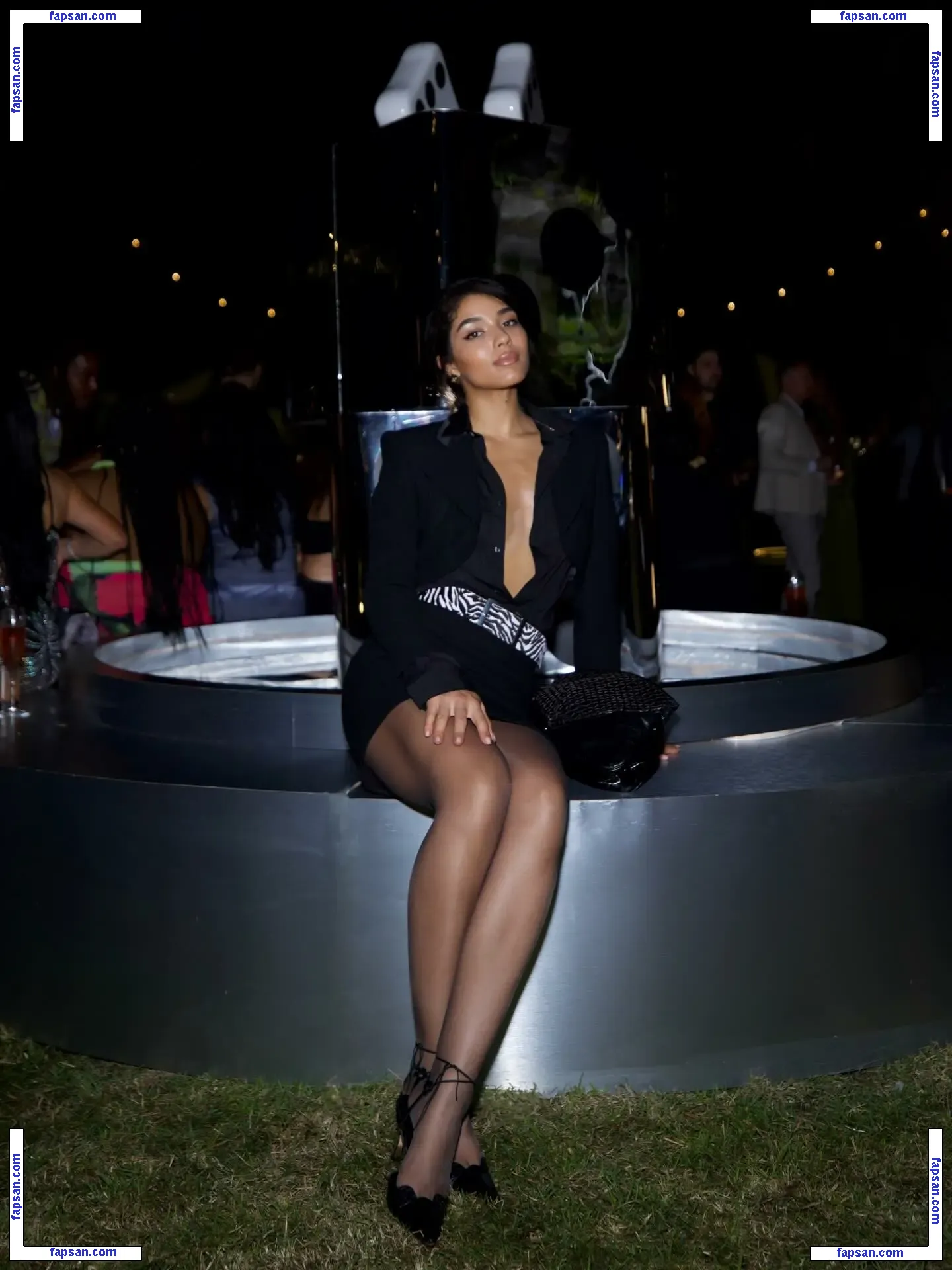 Yovanna Ventura nude photo #1034 from OnlyFans