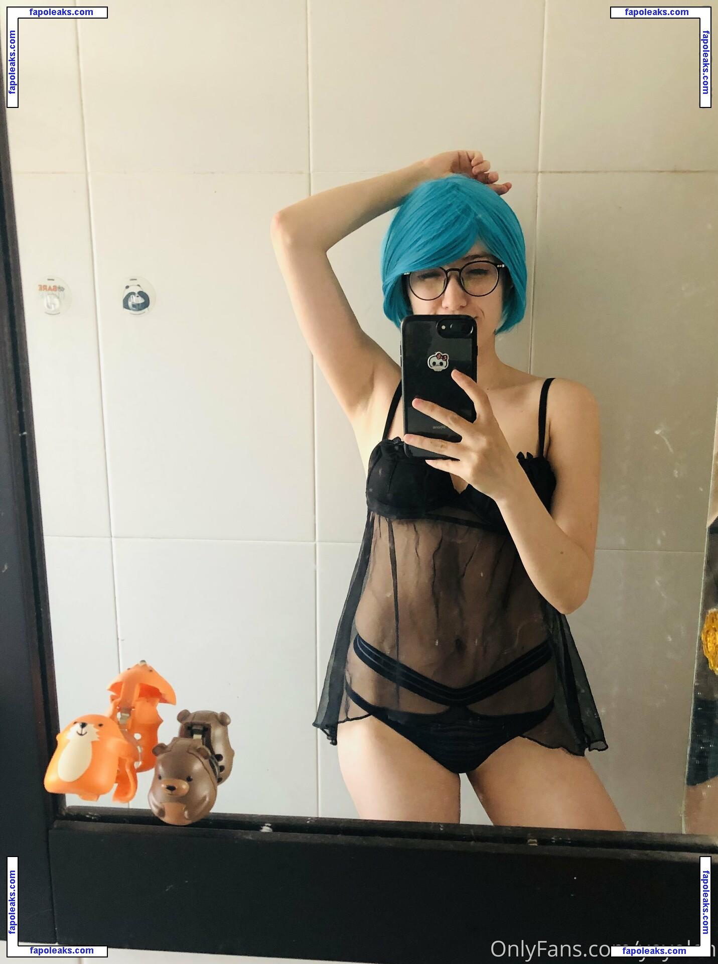 Yoyolen / yolenaparicio nude photo #0021 from OnlyFans