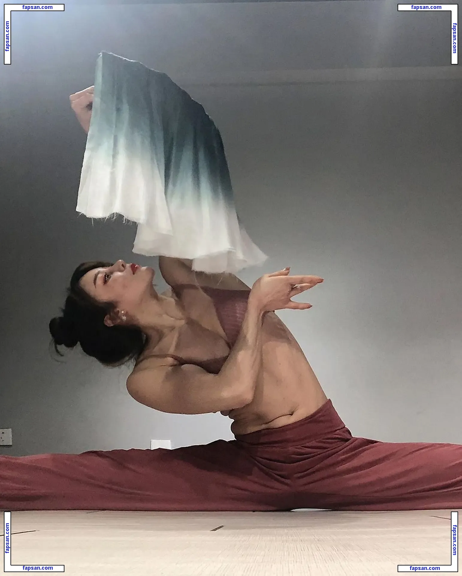 Yuan Herong голая фото #0062 с Онлифанс