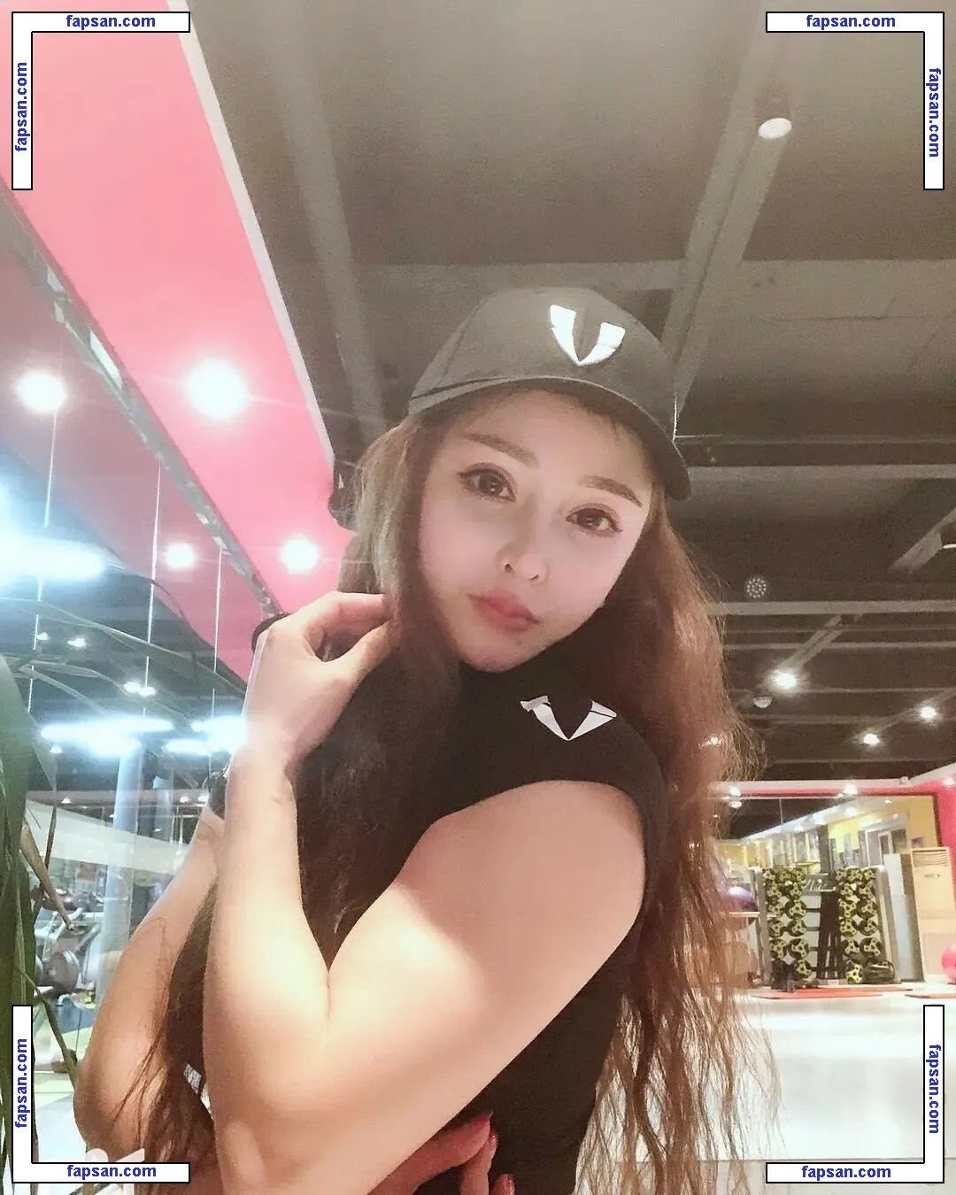 Yuan Herong nude photo #0507 from OnlyFans