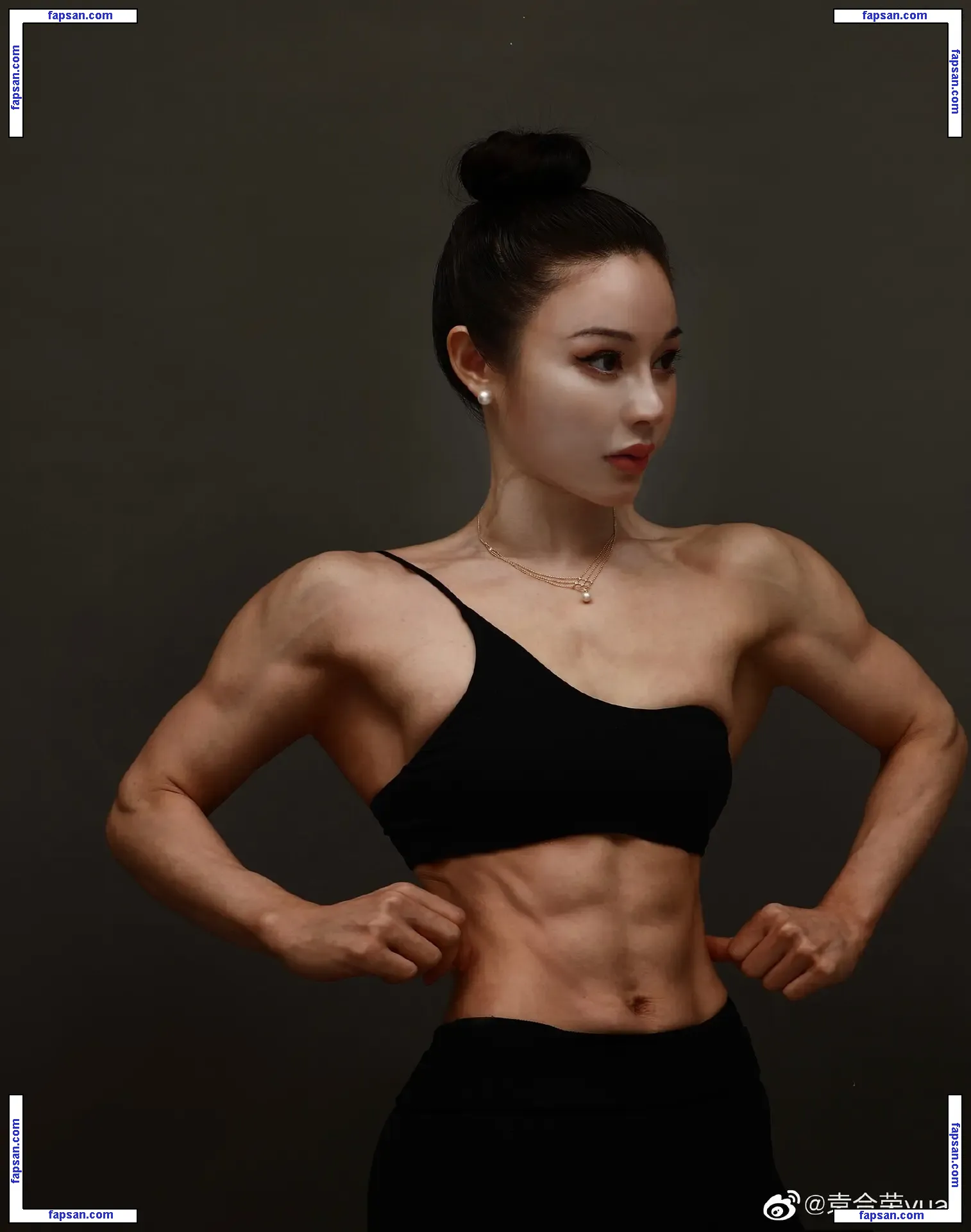 Yuan Herong nude photo #0649 from OnlyFans