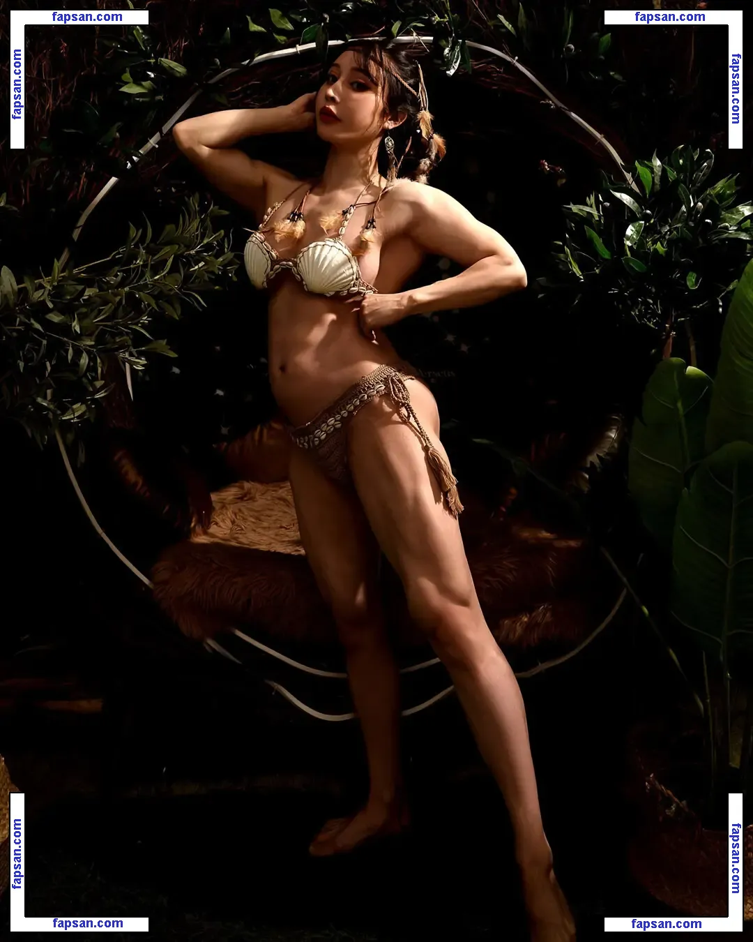 Yuan Herong nude photo #0665 from OnlyFans