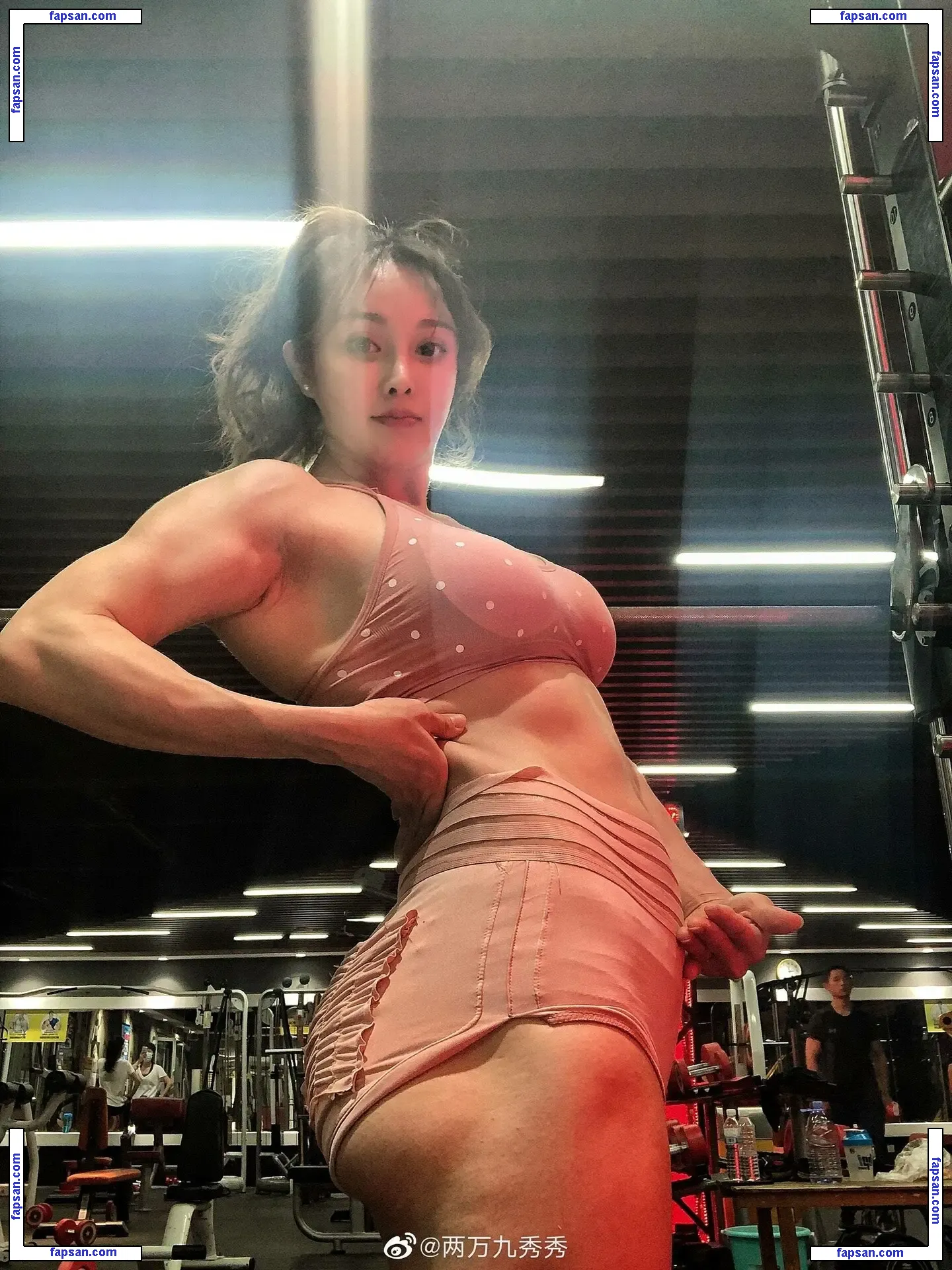 Yuan Herong nude photo #0666 from OnlyFans