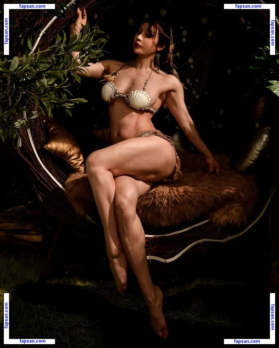 Yuan Herong nude photo #0671 from OnlyFans