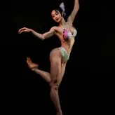 Yuan Herong голая #0292