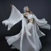 Yuan Herong голая #0313