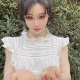 Yuan Herong голая #0327