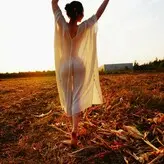 Yuan Herong голая #0351