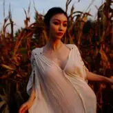 Yuan Herong голая #0356