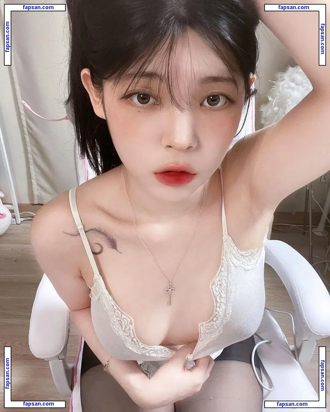yudiii nude photo #0015 from OnlyFans