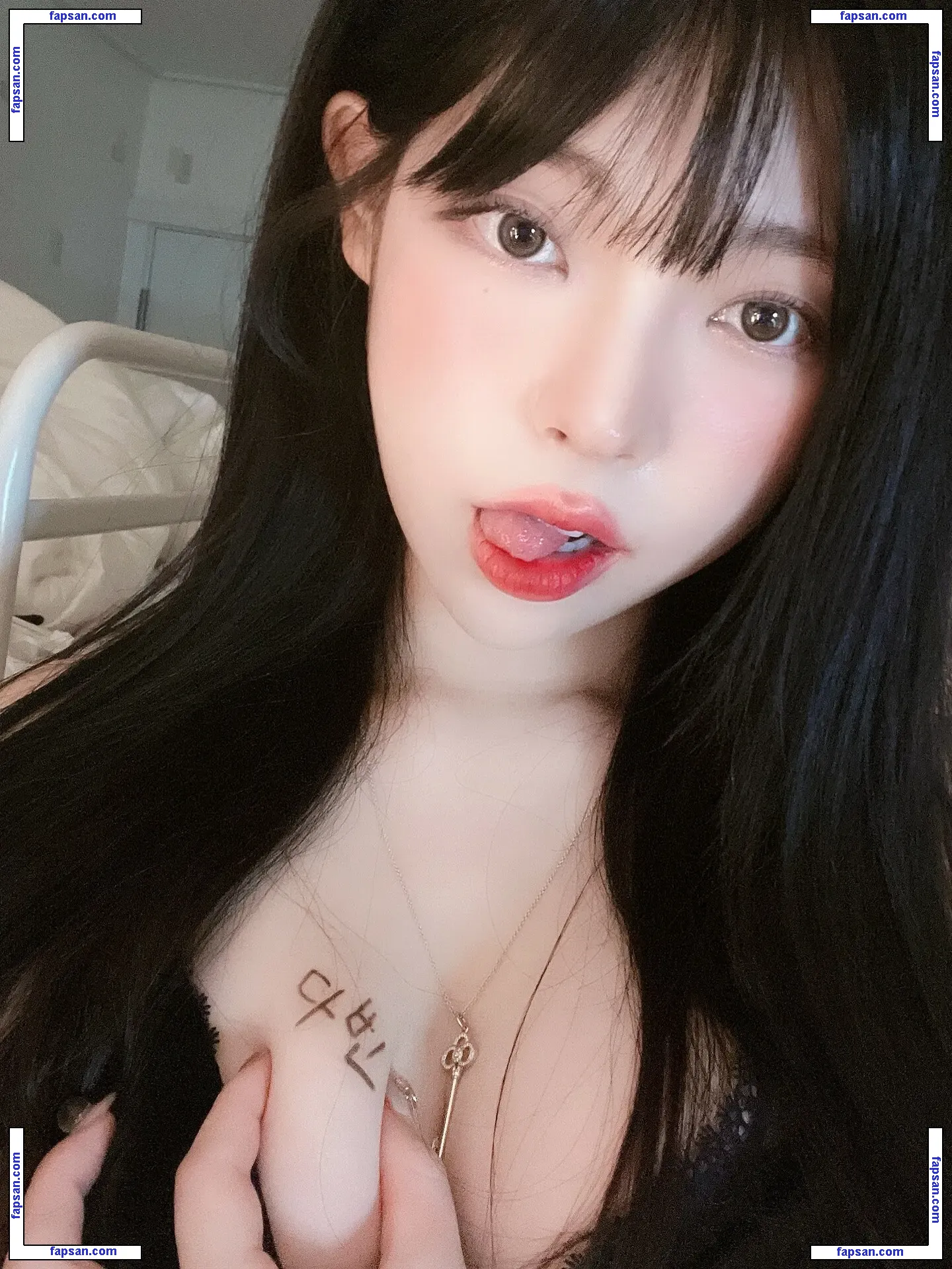 yudiii nude photo #0132 from OnlyFans