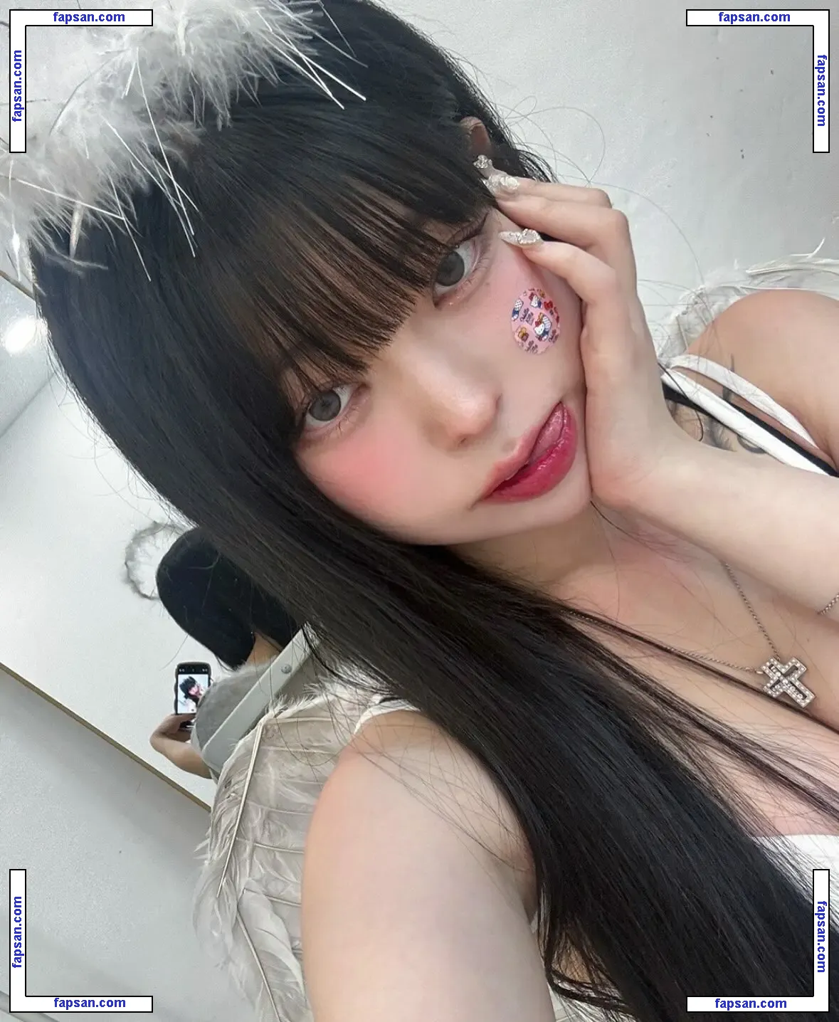 yudiii nude photo #0210 from OnlyFans