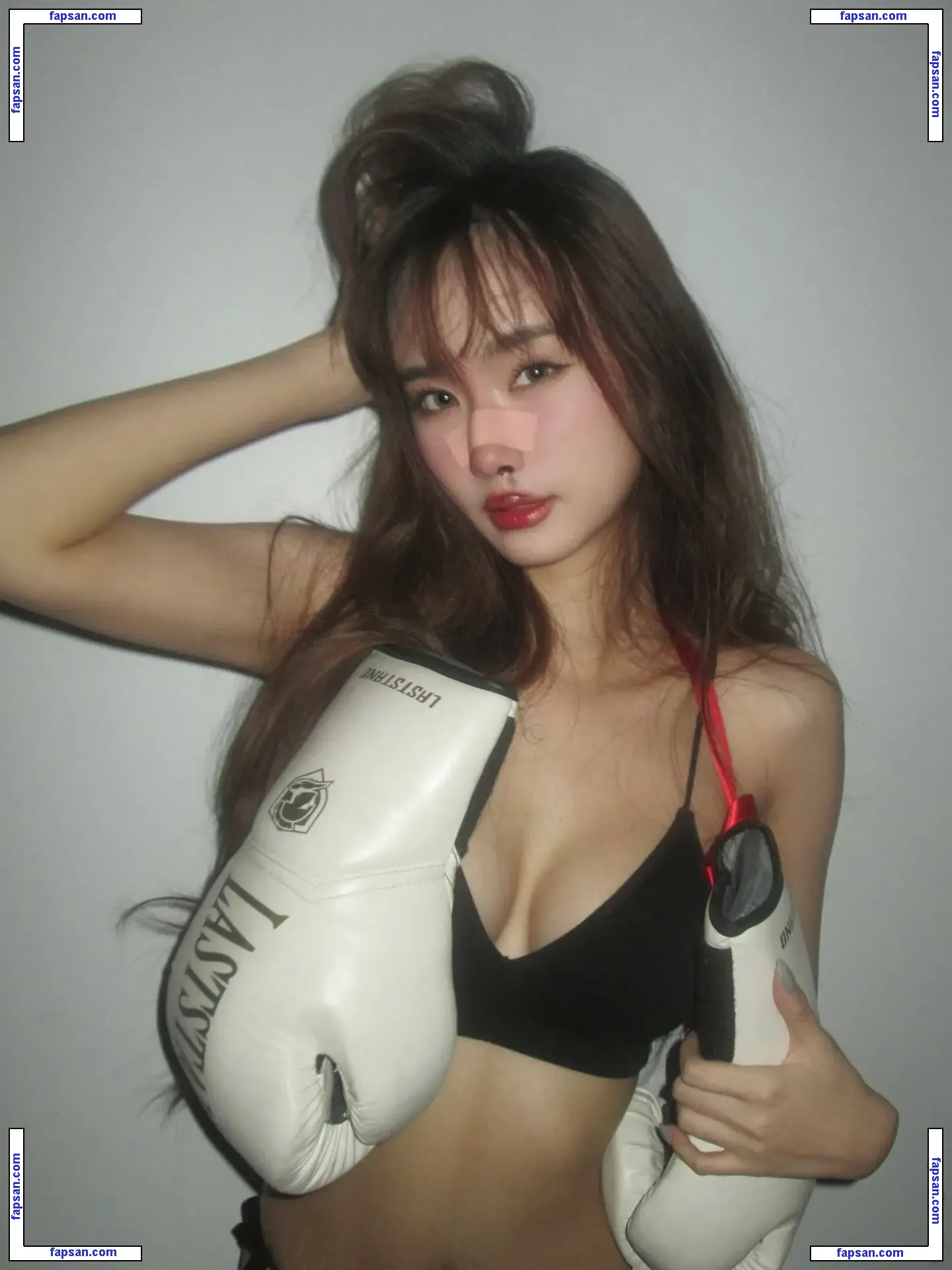 Yujeen.indyy nude photo #0001 from OnlyFans