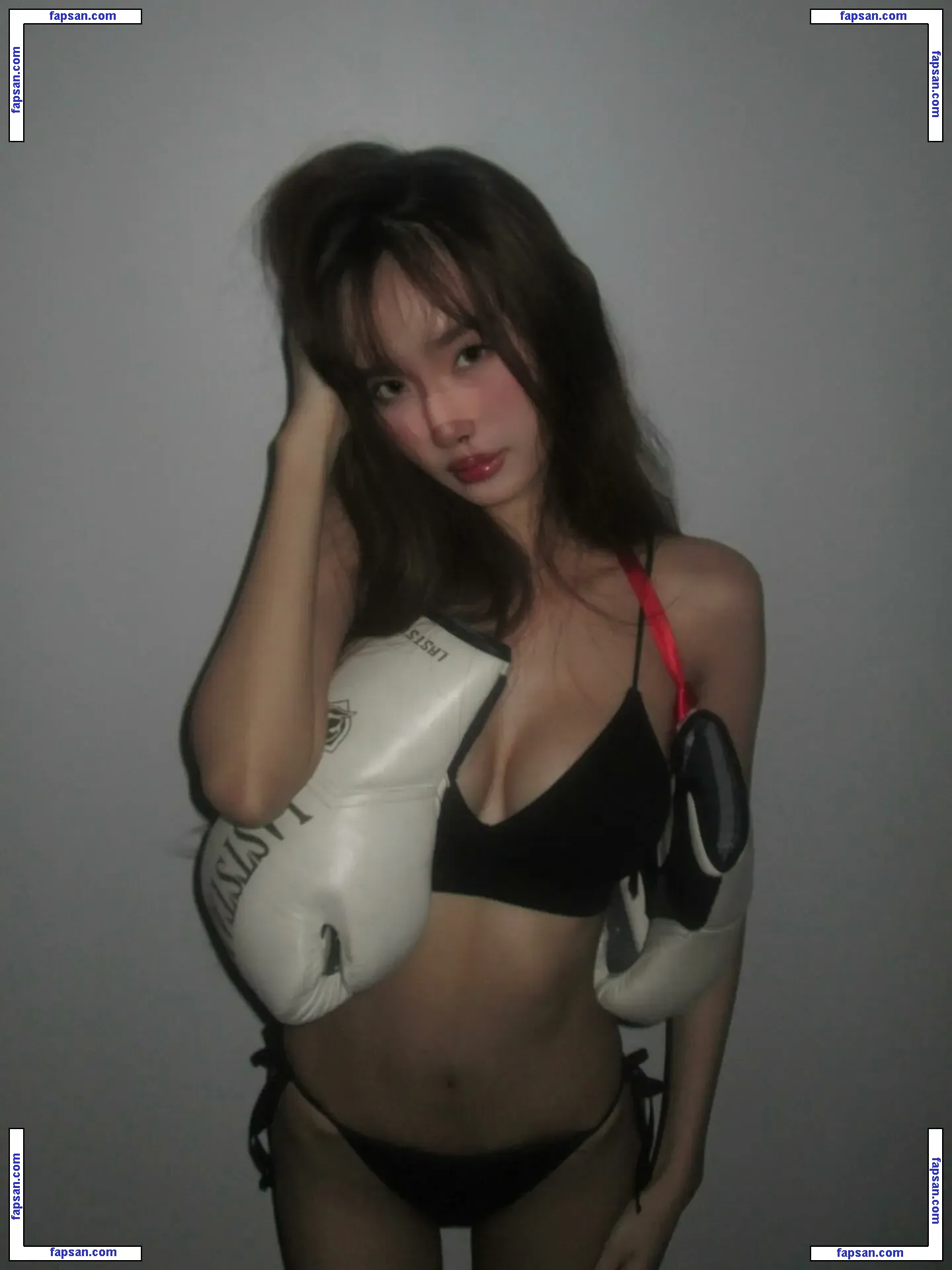 Yujeen.indyy nude photo #0008 from OnlyFans