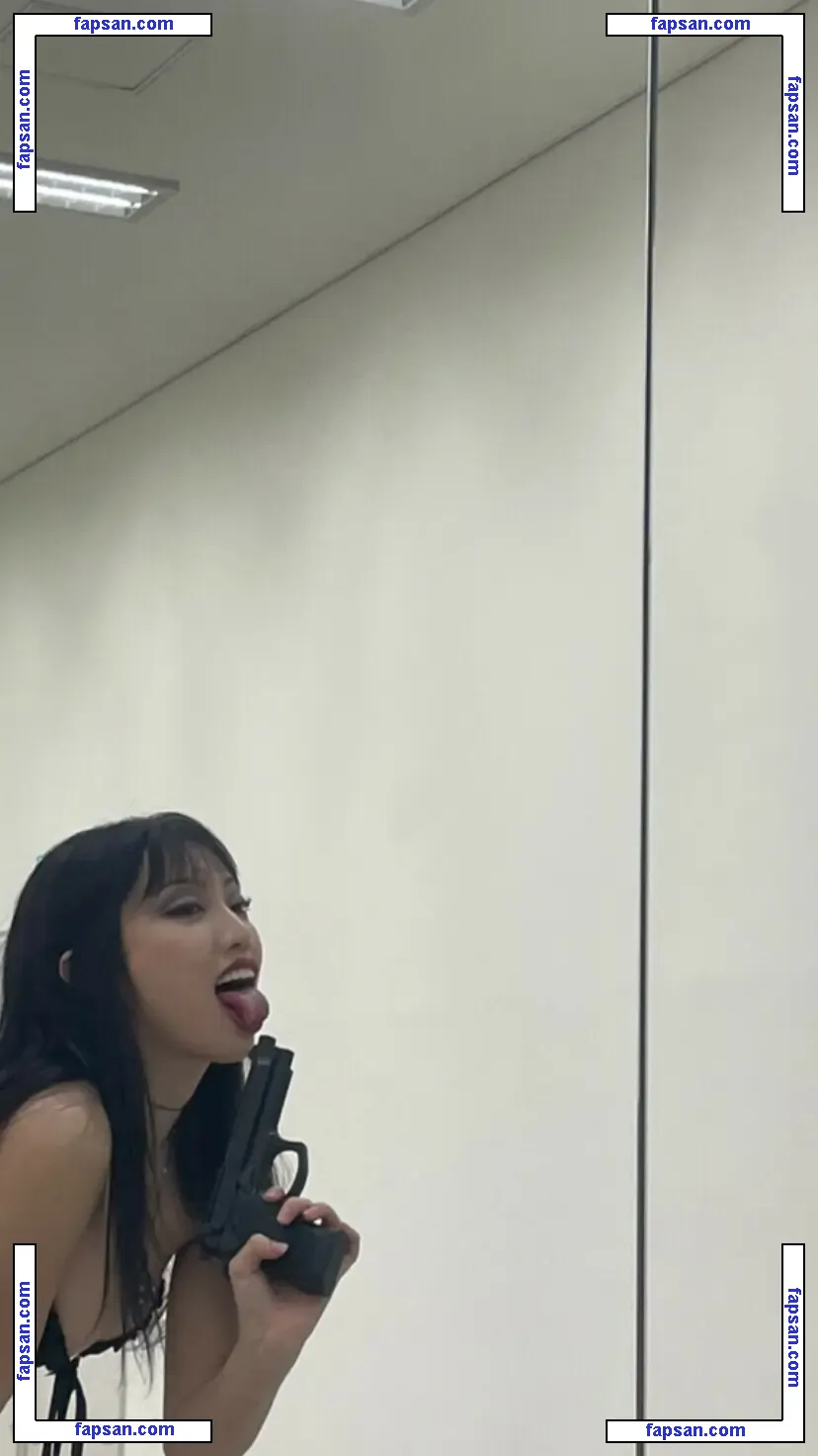 Yujin nude photo #0051 from OnlyFans