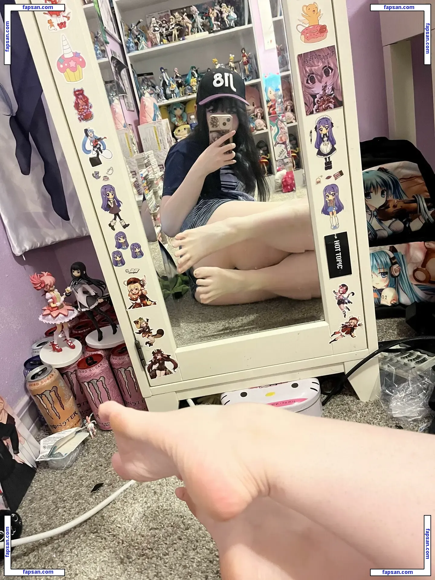 Yukagore nude photo #0006 from OnlyFans