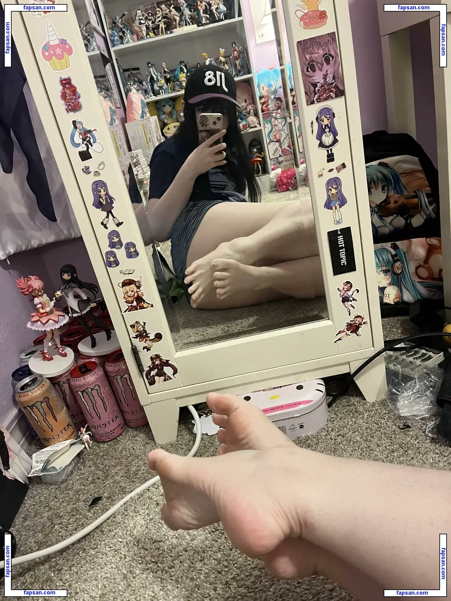 Yukagore nude photo #0008 from OnlyFans