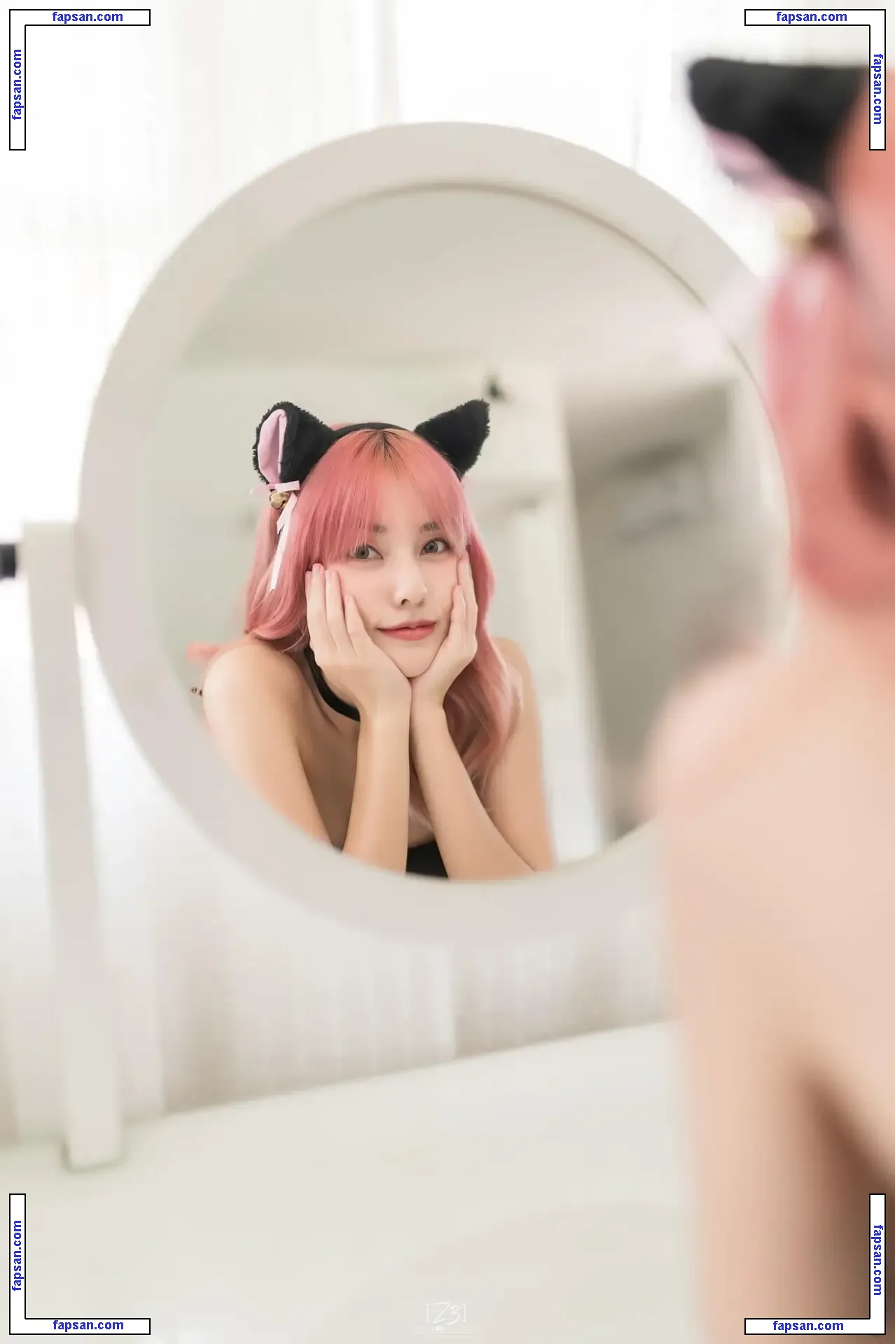 Yukine голая фото #0017 с Онлифанс