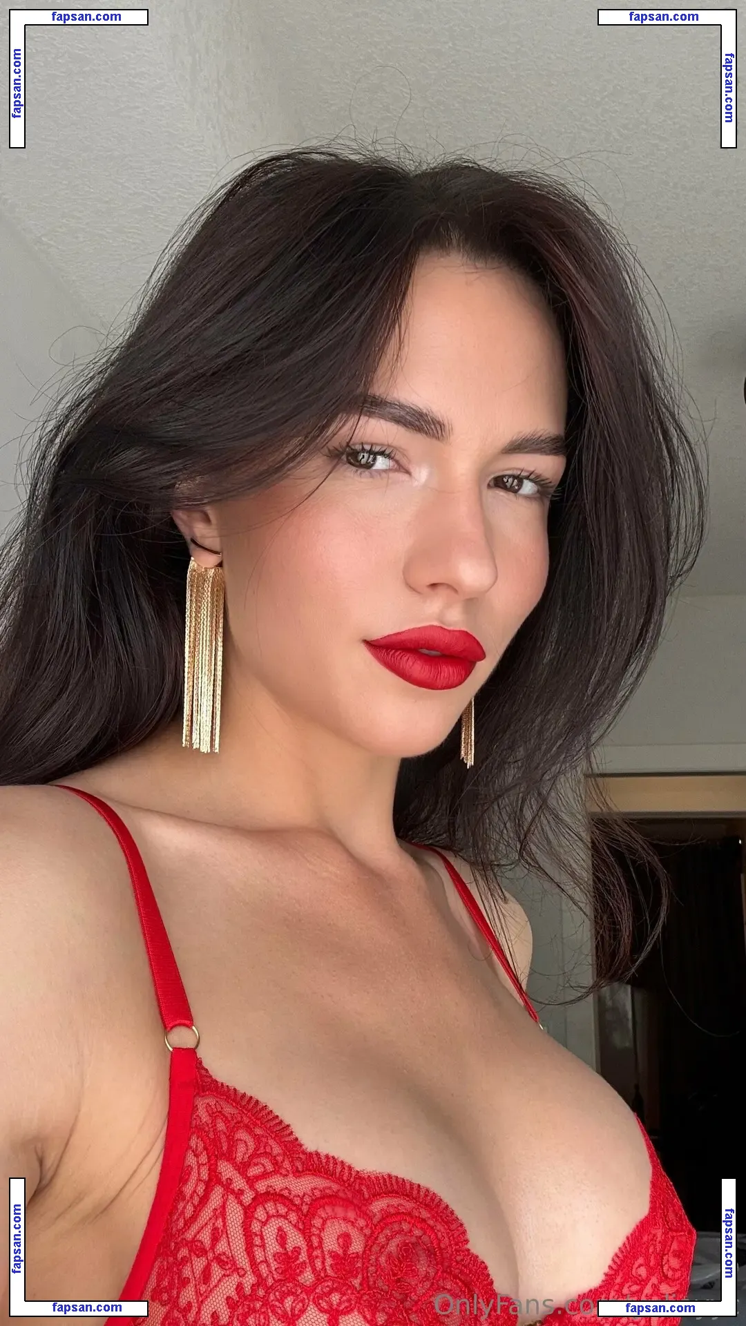 yuliayyc nude photo #0007 from OnlyFans