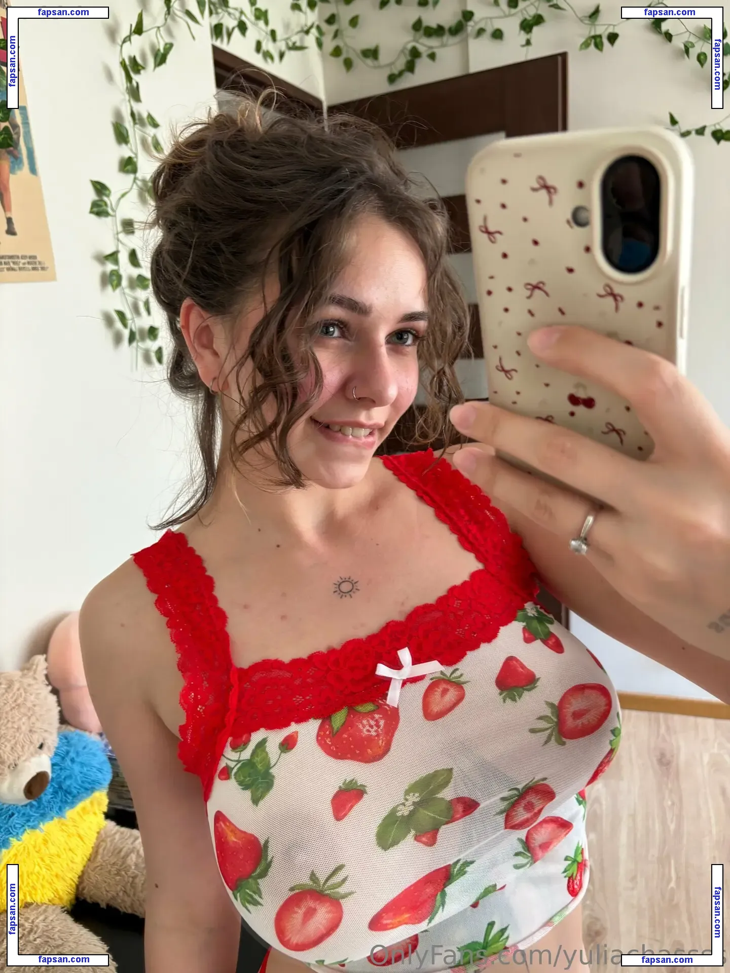 yulkachash nude photo #0092 from OnlyFans